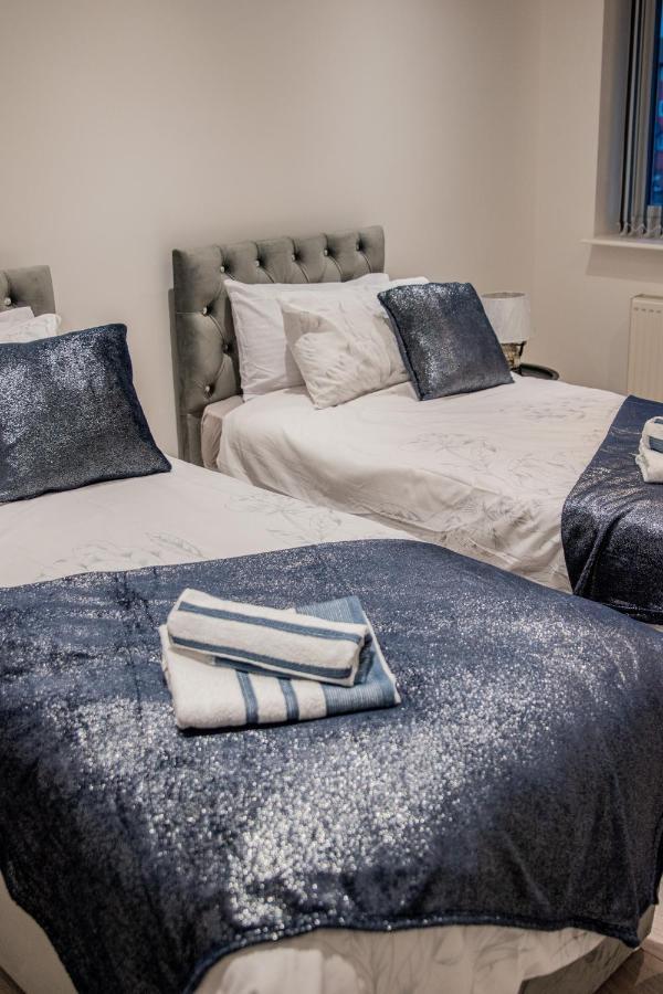 Bv Comfy Spacious 3 Bedroom House At Tatton Street Манчестер Екстер'єр фото